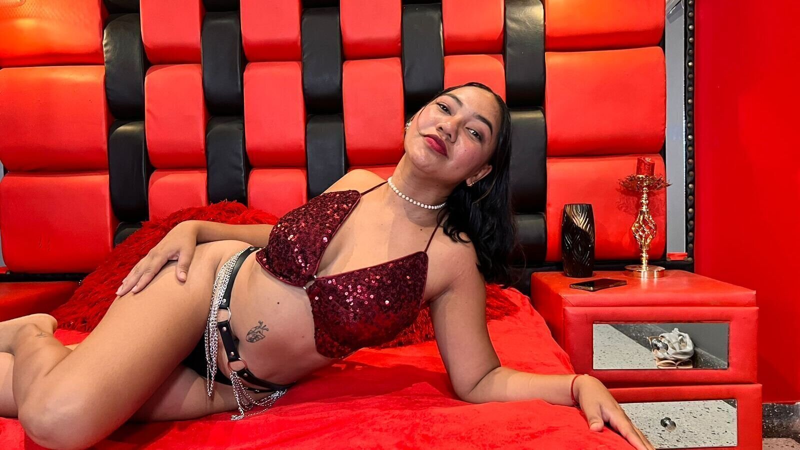 AexandraArias webcam show