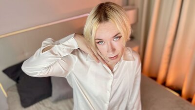 AmandaBrow webcam show