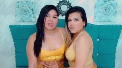 AmyandTammy webcam show