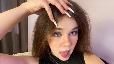 JuliaJohnos webcam show