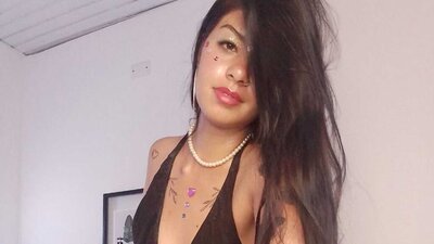 LaurieMaiby webcam show