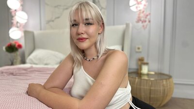 LorriLawrence webcam show